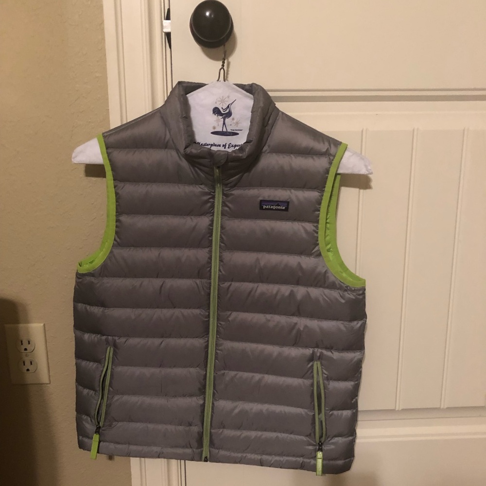 Patagonia youth vest size 14